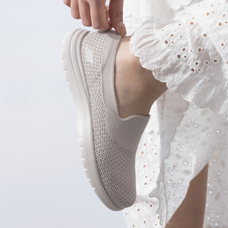 2026 New Skechers Womens Slip  - огляд і ціна Women'S Shoes New Balance