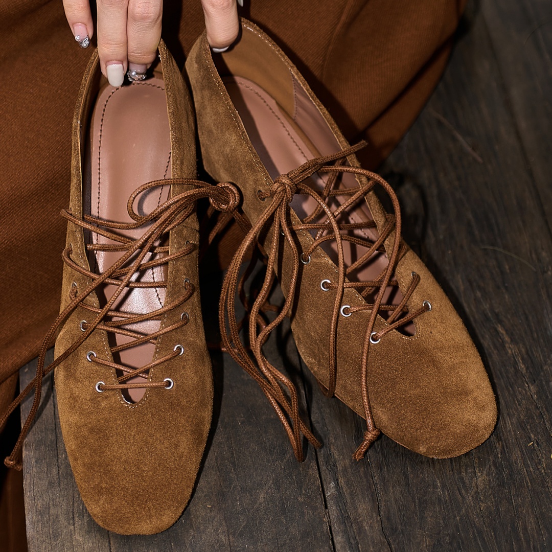 Women's natural suede leather  - огляд і ціна Women'S Shoes Kitten Heels