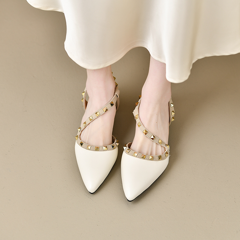Women Shiny Back Buckle Strap  - огляд і ціна Metallic Heel Sandal