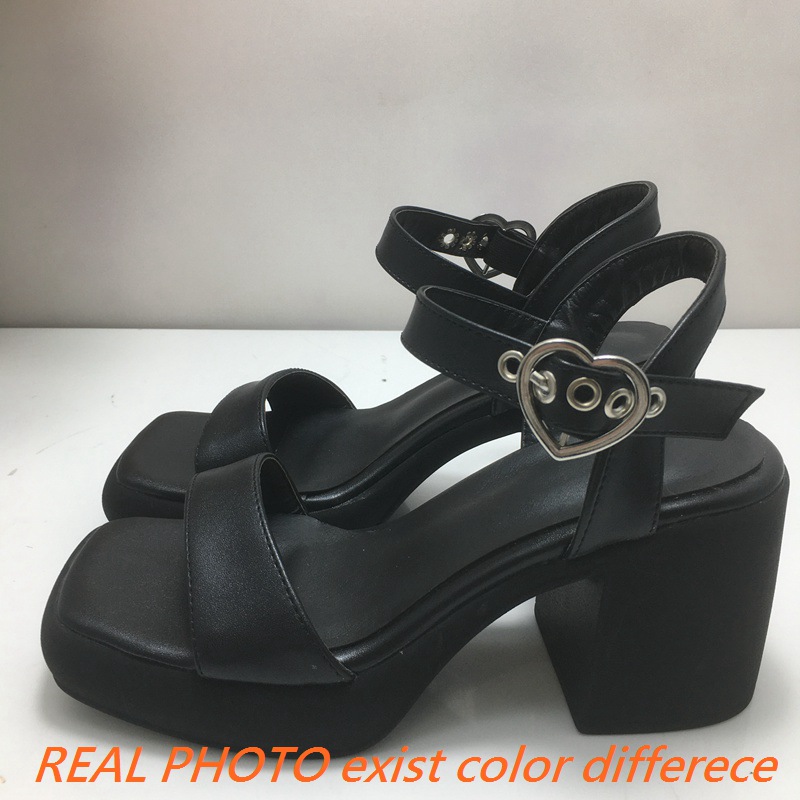 SIMLOVEYO Brand Female Sandals - огляд і ціна Metallic Heel Sandal