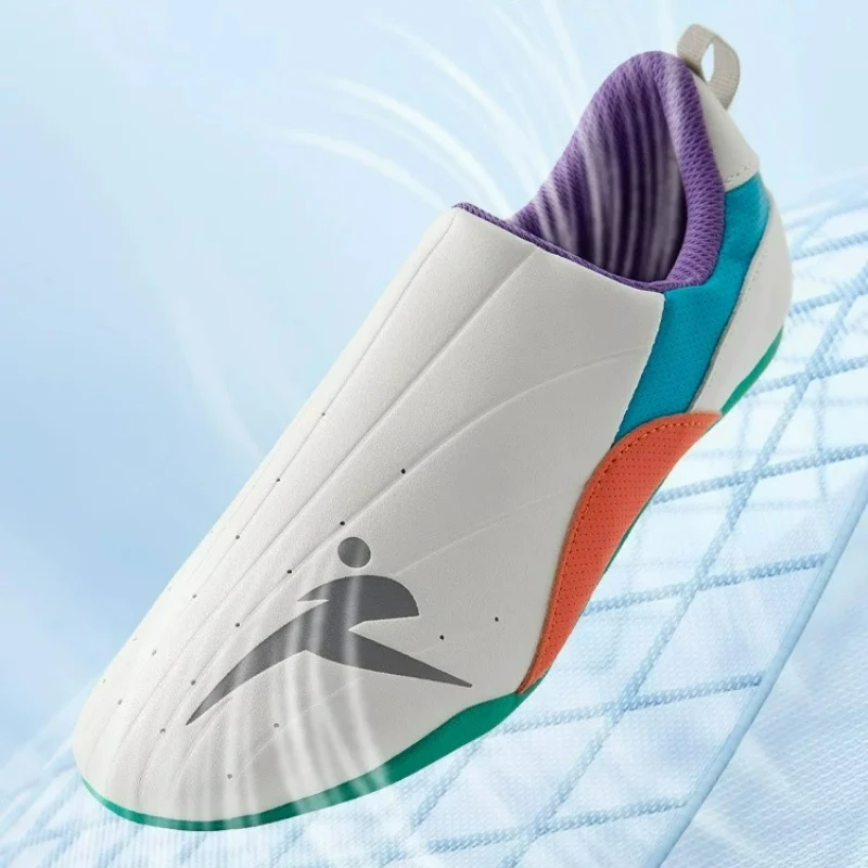 2026 Classic Brand Martial Art - огляд і ціна Women'S Shoes Vs Men'S Size