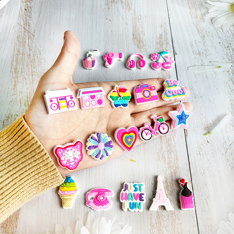 Cute Pink Bow Bicycle Rainbow  - огляд і ціна Croc Style Clog