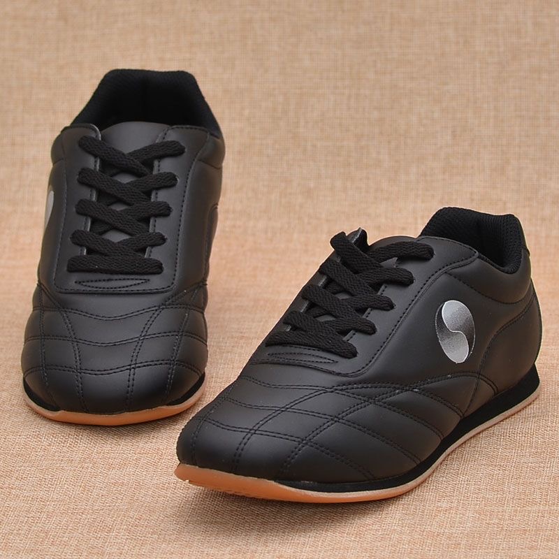 2026 New Spring Martial Arts S - огляд і ціна Women'S Shoes Vs Men'S Size