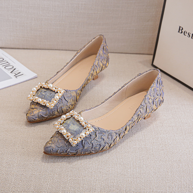 Ivory Textured Satin Pointed T - огляд і ціна Women'S Shoes Kitten Heels